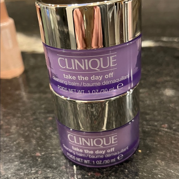 Clinique Bundle Hydration and Cleansing and Mascara - Picture 3 of 12